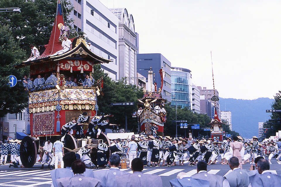 岩戸山